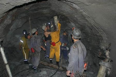 南林乡工程爆破中的危险因素分析以及应对工程爆破危险的措施